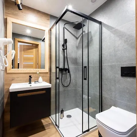 Goralska Strefa & 샬레 코스실리스코